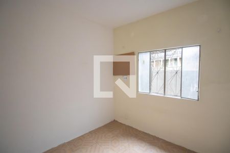 Quarto 1 de casa para alugar com 1 quarto, 45m² em Colubandê, São Gonçalo