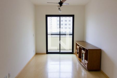 Sala de apartamento para alugar com 2 quartos, 70m² em Santa Cecilia, São Paulo