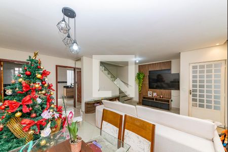 Sala de casa de condomínio para alugar com 3 quartos, 150m² em Manacás, Belo Horizonte