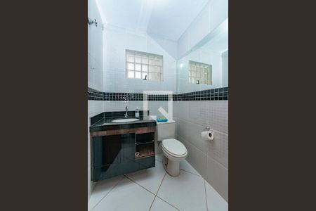 Lavabo de casa de condomínio para alugar com 3 quartos, 150m² em Manacás, Belo Horizonte