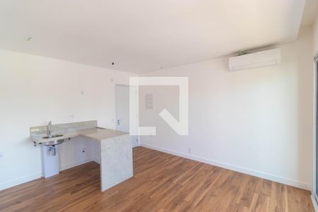 Sala de kitnet/studio para alugar com 1 quarto, 39m² em Cambuí, Campinas