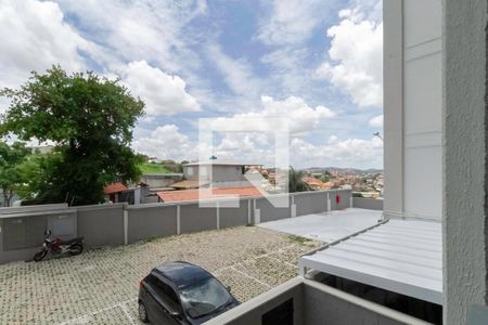 Vista da sala de apartamento à venda com 2 quartos, 47m² em Goiânia, Belo Horizonte