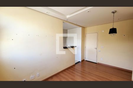 Sala de apartamento para alugar com 2 quartos, 51m² em Recanto Quarto Centenario, Jundiaí