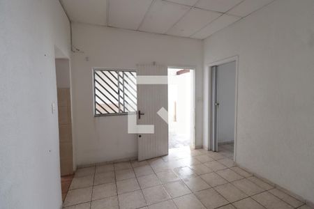 Sala de casa para alugar com 2 quartos, 79m² em Vila Santa Isabel, São Paulo