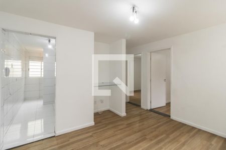 Sala de apartamento para alugar com 2 quartos, 52m² em Jardim Maringa, São Paulo