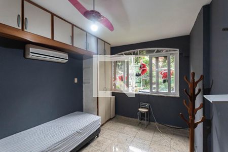 Quarto 1 de casa para alugar com 2 quartos, 150m² em Grajaú, Rio de Janeiro