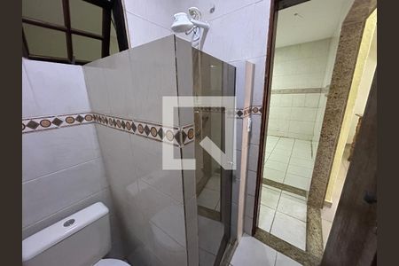 Banheiro da Suíte 1 de casa para alugar com 3 quartos, 150m² em Madureira, Rio de Janeiro