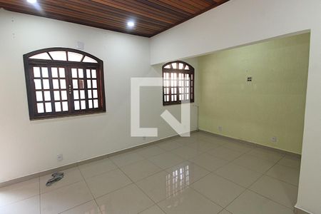 Sala de casa para alugar com 3 quartos, 150m² em Madureira, Rio de Janeiro