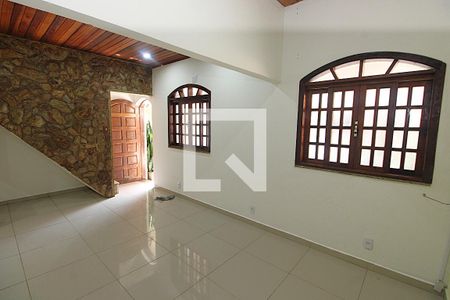 Sala de casa para alugar com 3 quartos, 150m² em Madureira, Rio de Janeiro