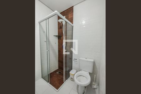 Banheiro de kitnet/studio para alugar com 1 quarto, 35m² em Canto, Florianópolis