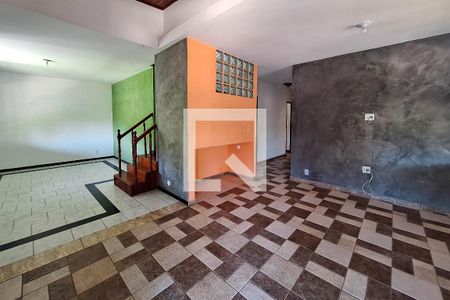 Sala de casa para alugar com 3 quartos, 450m² em Engenho do Mato, Niterói