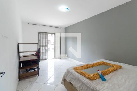 Quarto 1 de casa para alugar com 3 quartos, 180m² em Jardim Santa Maria, São Paulo