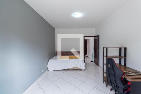 Quarto 1 de casa para alugar com 3 quartos, 180m² em Jardim Santa Maria, São Paulo