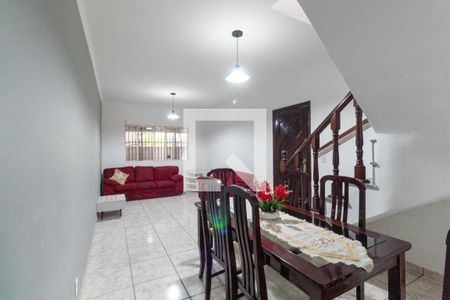 Sala de casa para alugar com 3 quartos, 180m² em Jardim Santa Maria, São Paulo