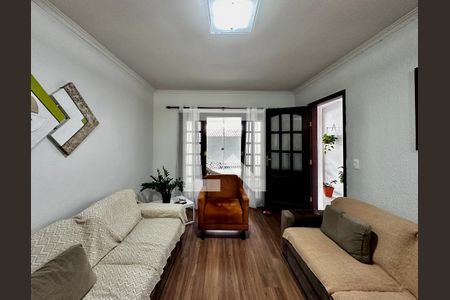 Sala de casa à venda com 3 quartos, 173m² em Vila Elvira, São Paulo