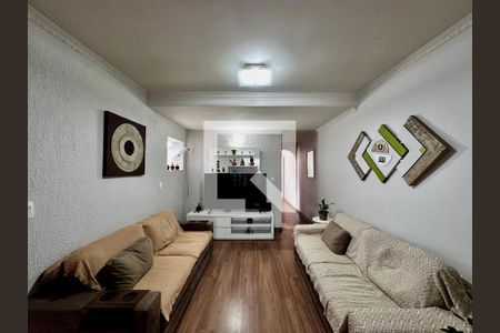 Sala de casa à venda com 3 quartos, 173m² em Vila Elvira, São Paulo