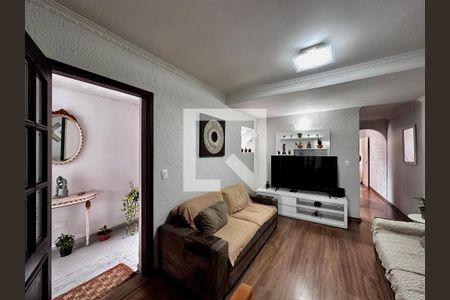 Sala de casa à venda com 3 quartos, 173m² em Vila Elvira, São Paulo