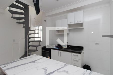 Sala/Cozinha de apartamento para alugar com 2 quartos, 84m² em Vila Maria Alta, São Paulo