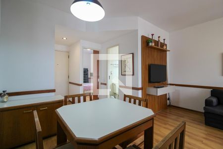 Sala de apartamento para alugar com 1 quarto, 48m² em Cerqueira César, São Paulo