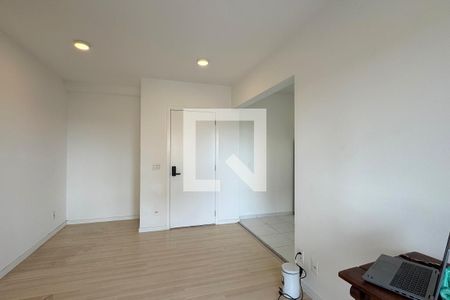 Sala de apartamento para alugar com 3 quartos, 66m² em Parque Viana, Barueri