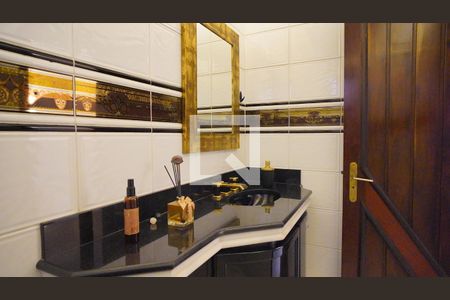 Lavabo - Sala de casa à venda com 4 quartos, 360m² em Jardim São Pedro, Porto Alegre