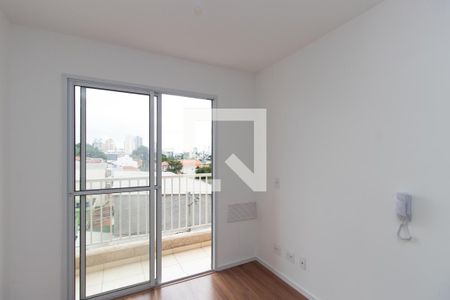 Sala/Cozinha de apartamento para alugar com 1 quarto, 29m² em Parque Vitoria, São Paulo