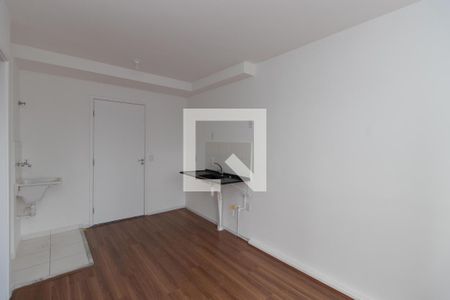 Sala/Cozinha de apartamento para alugar com 1 quarto, 29m² em Parque Vitoria, São Paulo