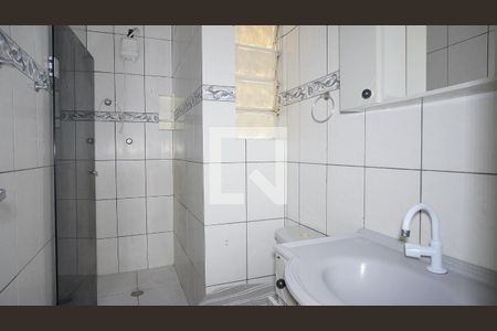 Banheiro de apartamento à venda com 1 quarto, 44m² em Cristo Redentor, Porto Alegre