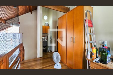 Sala de casa para alugar com 4 quartos, 140m² em Vila Emir, São Paulo