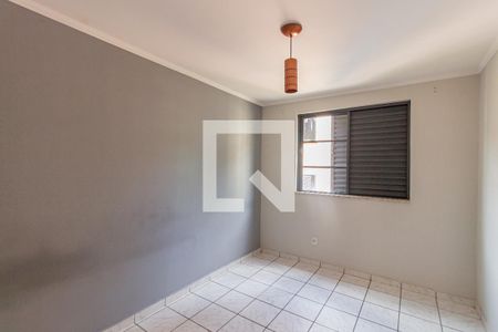 Quarto 1 de apartamento para alugar com 2 quartos, 52m² em Conjunto Residencial José Bonifácio, São Paulo