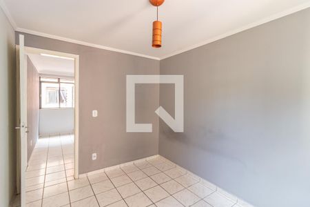 Quarto 1 de apartamento para alugar com 2 quartos, 52m² em Conjunto Residencial José Bonifácio, São Paulo