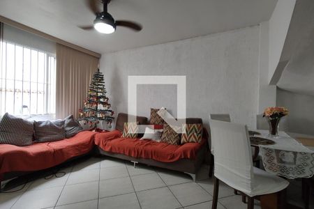 Sala de casa de condomínio à venda com 3 quartos, 110m² em Pechincha, Rio de Janeiro