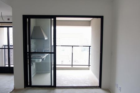 sala de apartamento à venda com 2 quartos, 67m² em Vila Osasco, Osasco