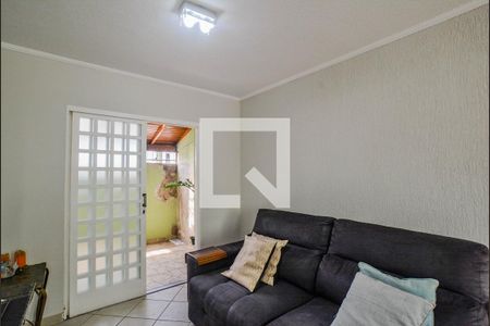 Sala de casa de condomínio à venda com 3 quartos, 110m² em Utinga, Santo André