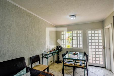 Sala de casa de condomínio à venda com 3 quartos, 110m² em Utinga, Santo André