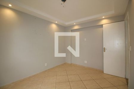 Quarto 1 de apartamento para alugar com 2 quartos, 64m² em Taquara, Rio de Janeiro