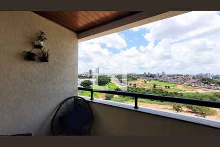 Varanda da Sala de apartamento à venda com 4 quartos, 140m² em Vila Brandina, Campinas