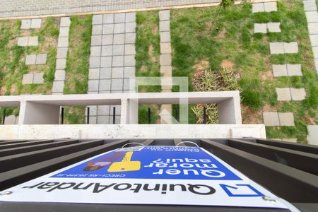 Casa de condomínio à venda com 139m², 3 quartos e 2 vagas Casa de condomínio à venda com 139m², 3 quartos e 2 vagasPlaca