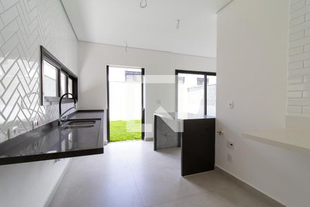 Casa de condomínio à venda com 139m², 3 quartos e 2 vagas Casa de condomínio à venda com 139m², 3 quartos e 2 vagasCozinha