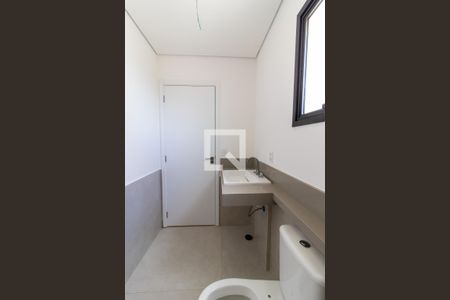 Casa de condomínio à venda com 139m², 3 quartos e 2 vagas Casa de condomínio à venda com 139m², 3 quartos e 2 vagasBanheiro do Quarto 1