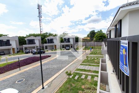 Casa de condomínio à venda com 139m², 3 quartos e 2 vagas Casa de condomínio à venda com 139m², 3 quartos e 2 vagasVista da Rua