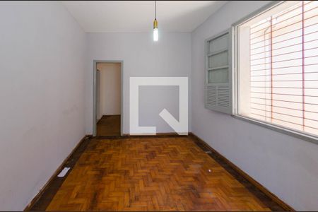 Sala de casa à venda com 4 quartos, 234m² em Bonfim, Belo Horizonte