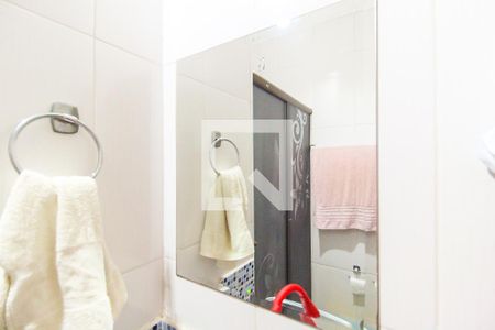 Casa de condomínio à venda com 67m², 2 quartos e 1 vaga Casa de condomínio à venda com 67m², 2 quartos e 1 vagaBanheiro da Suíte 1