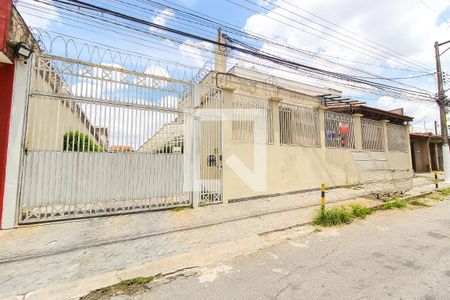 Casa de condomínio à venda com 67m², 2 quartos e 1 vaga Casa de condomínio à venda com 67m², 2 quartos e 1 vagaFachada + Plaquinha