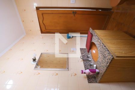 Casa à venda com 400m², 4 quartos e 2 vagas Casa à venda com 400m², 4 quartos e 2 vagasBanheiro 1