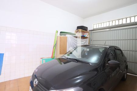 Casa à venda com 400m², 4 quartos e 2 vagas Casa à venda com 400m², 4 quartos e 2 vagasGaragem