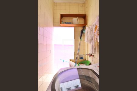 Casa à venda com 400m², 4 quartos e 2 vagas Casa à venda com 400m², 4 quartos e 2 vagasLavanderia