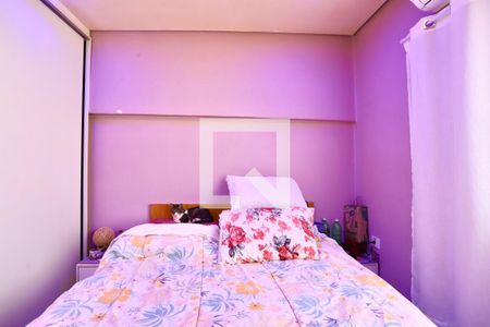 Casa à venda com 400m², 4 quartos e 2 vagas Casa à venda com 400m², 4 quartos e 2 vagasQuarto 4