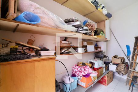 Casa à venda com 400m², 4 quartos e 2 vagas Casa à venda com 400m², 4 quartos e 2 vagasQuarto de Serviço