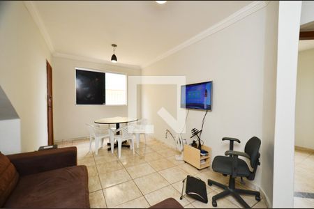 Sala de apartamento para alugar com 2 quartos, 76m² em São Paulo, Belo Horizonte